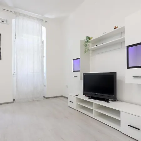 Apartmán Danijela-center 1 Km