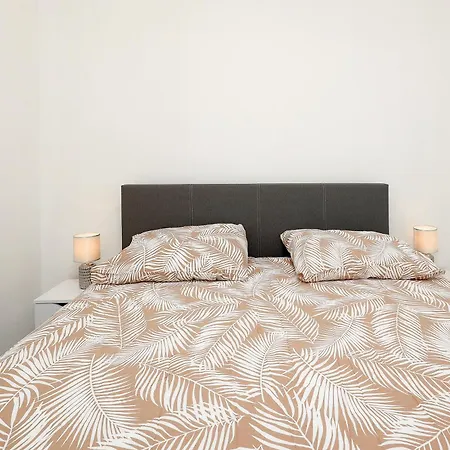 Danijela-center 1 Km Apartmán *
